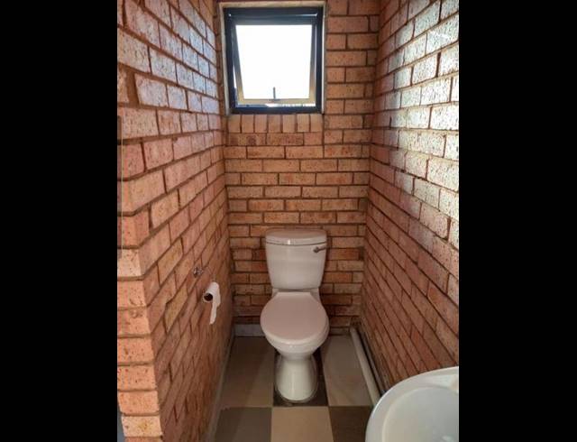 2 BEDROOM PROPERTY TO RENT IN BELLAIR